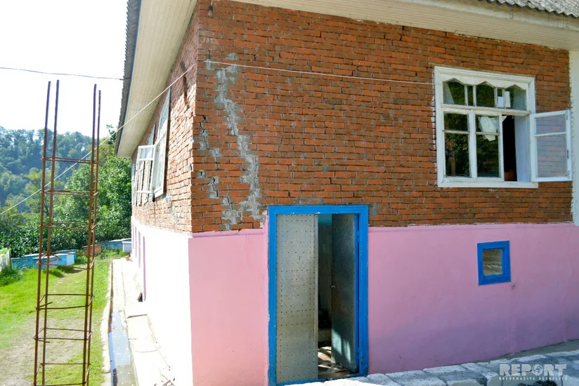В результате землетрясения в южном регионе Азербайджана пострадали 3 дома, в около 150-ти постройках возникли трещины