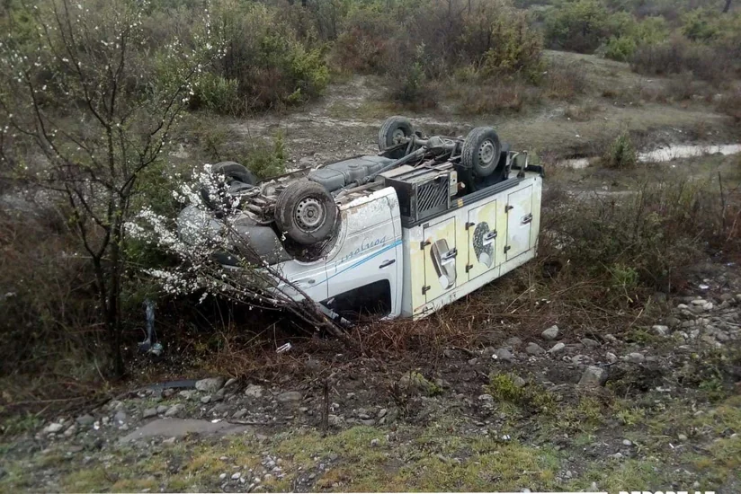 Oğuzda yol qəzası baş verib, xəsarət alan var