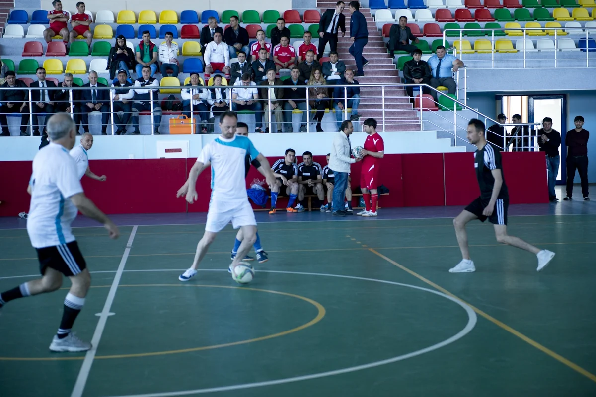 “ShamkirChess 2017” turnirinin iştirakçıları və təşkilatçılar arasında futbol turniri keçirilib