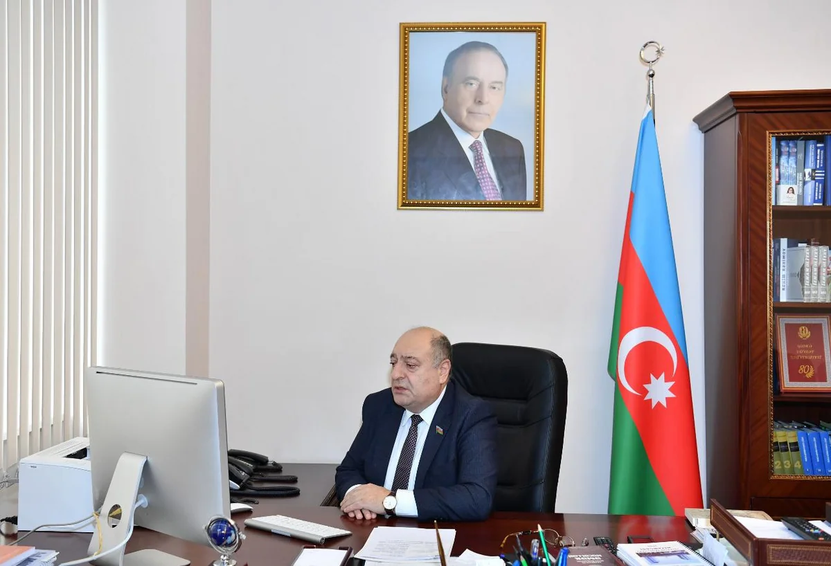 Deputat: Azərbaycanda 600 min nəfər qeyri-rəsmi çalışan işçi var