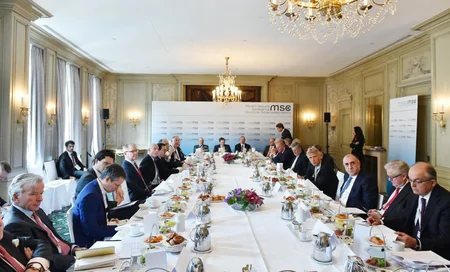 Prezident İlham Əliyev Münhen Təhlükəsizlik Konfransı çərçivəsində enerji siyasətinə dair dəyirmi masada iştirak edib