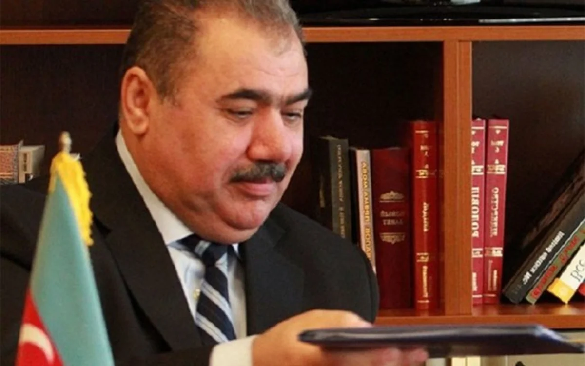 Arif Alışanovu öldürməyə cəhddə təqsirləndirilən şəxslərin vəkiləri bəraət istəyiblər