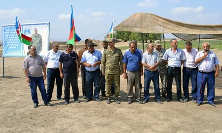 Beyləqan Qarnizonunda hərbi vətənpərvərlik mövzusunda təbdirlər keçirilib - FOTO