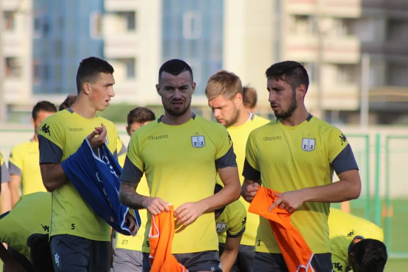 Məşqçi əvəzedicisi: Neftçini düzəltmək üçün çox vaxt lazımdır, lap çox
