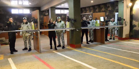 Penitensiar xidmətin əməkdaşlarına tapançadan atəş təlimi keçirilib