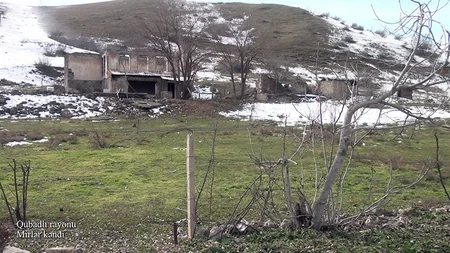 Qubadlı rayonunun Mirlər kəndindən görüntülər