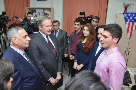 ADU-da Texniki İnnovasiyalar Mərkəzinin açılış mərasimi keçirilib