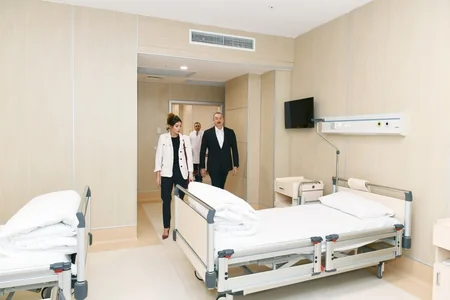 İlham Əliyev “Yeni klinika” tibb müəssisəsinin açılışında iştirak edib - YENİLƏNİB-2