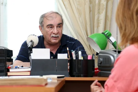 “Uşaqlığın son gecəsi”nin Muradı: “Qaçaq Nəbi”də atla olan səhnələrin çoxunda Həcərin paltarını geyinib çəkilmişəm...” - MÜSAHİBƏ