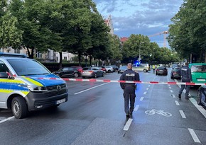 Almaniyada qadın bıçaqla insanlara hücum edib,  xəsarət alanlar var