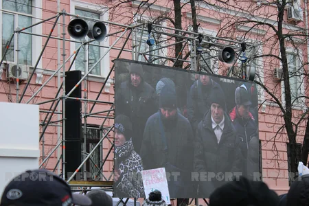Сторонники Петра Порошенко проводят в Киеве акцию протеста