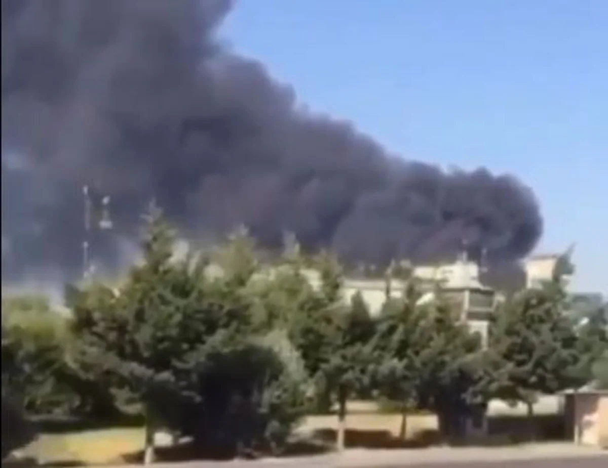 Qaradağda təkər tullantıları yanıb - VİDEO