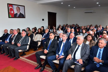 Sumqayıt Dövlət Universitetinin yeni rektoru kollektivə təqdim olunub