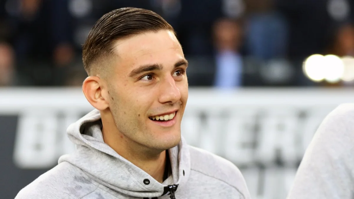 İtaliyalı futbolçu Napoliyə transfer oluna bilər