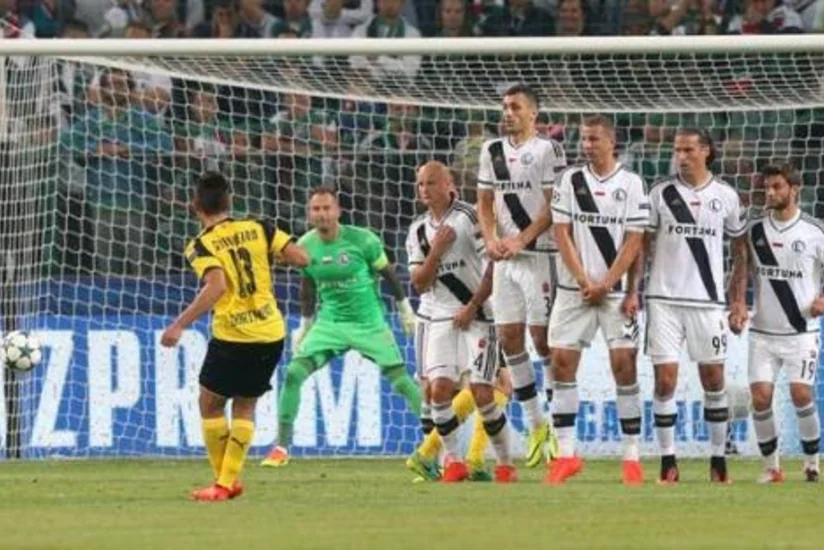 Futbol üzrə Çempionlar Liqasında yeni rekord qeydə alınıb - VİDEO