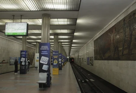Bakı metrosunun “Neftçilər” stansiyasında işıqlandırma sistemi yenilənib