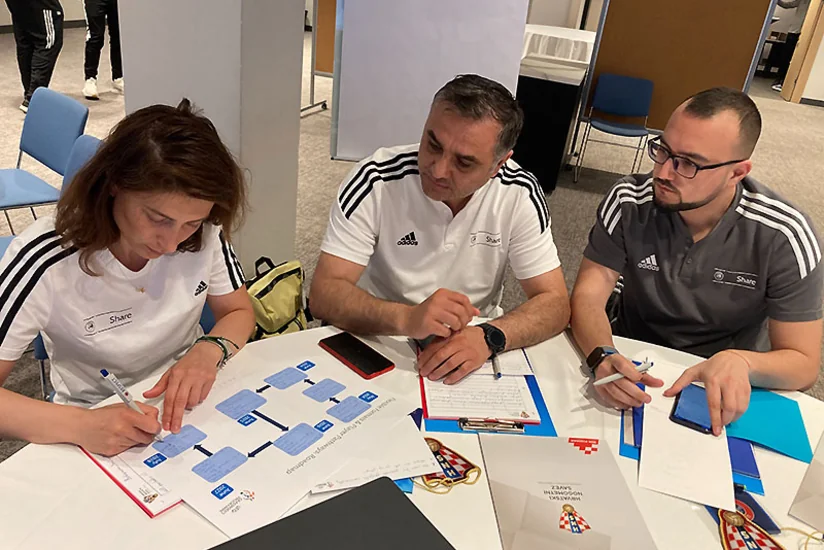 AFFA rəsmisi: UEFA seminarlarının müsbət tərəfləri var