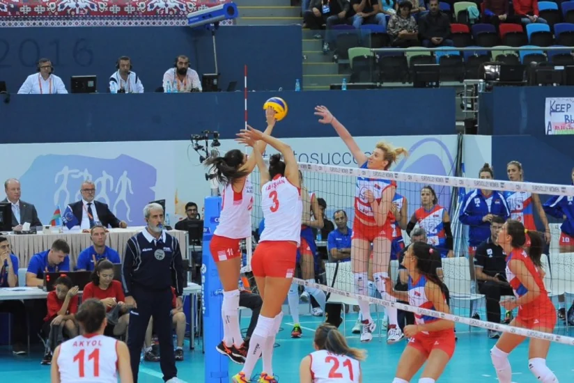 Avropa çempionatı: Türkiyə voleybolçuları Serbiyaya məğlub olublar
