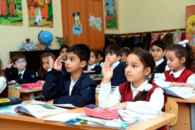 Daha 13 şagirddə koronavirus aşkarlanıb