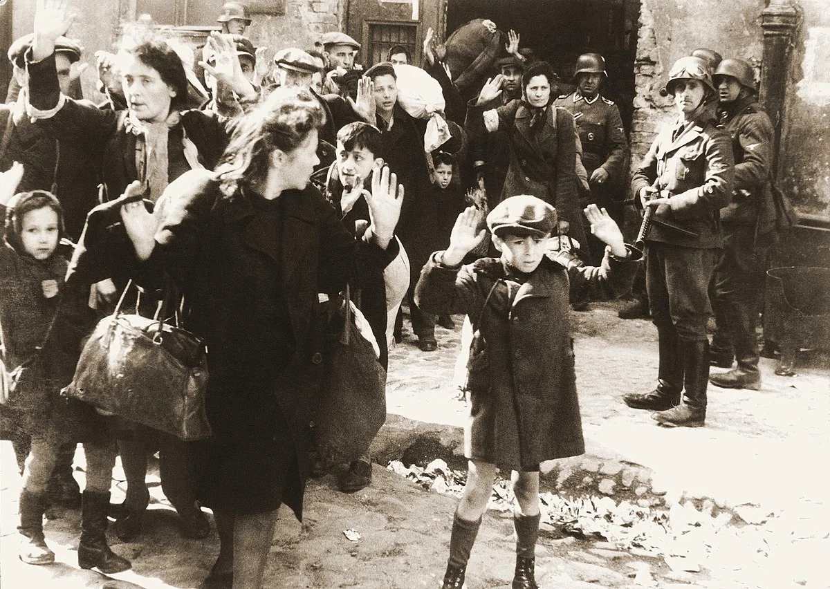 Varşava gettosu üsyanının son iştirakçılarından biri ölüb