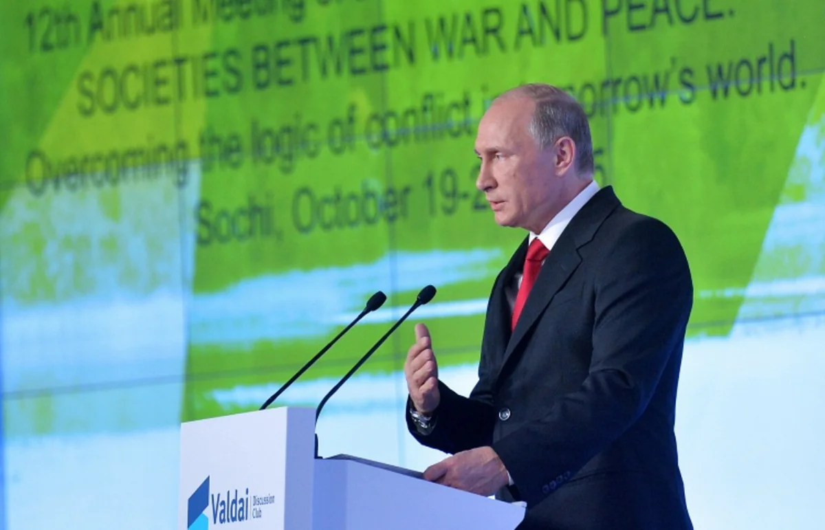 ​Vladimir Putin Rusiyanın Suriyadakı uğurları və ABŞ-ın uğursuzluqlarından danışıb - VİDEO