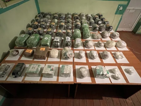 Iranian drug traffickers open fire on Azerbaijani border guards