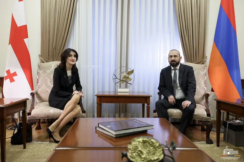 Gürcüstan XİN rəhbəri erməni həmkarını ölkəsinə dəvət edib