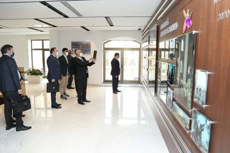 Rauf Vəliyev Türkiyə və Özbəkistan nümayəndə heyətləri ilə görüşüb