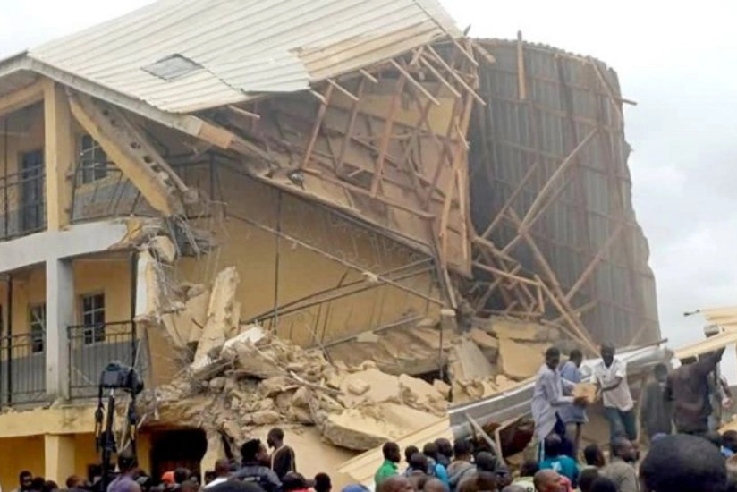 Nigeriyada məktəb binası uçub, 20-dən çox şagird ölüb - YENİLƏNİB