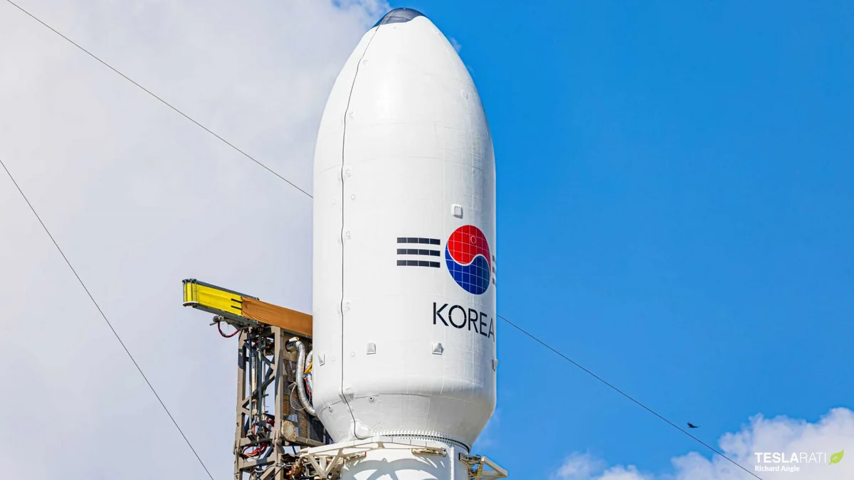  SpaceX осуществила запуск коммуникационного спутника для Южной Кореи