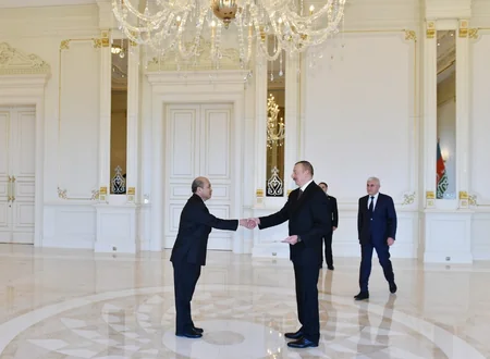 Prezident İlham Əliyev 4 ölkənin yeni səfirinin etimadnaməsini qəbul edib