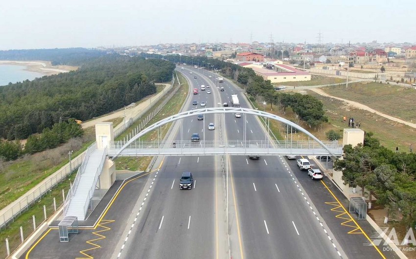 Azərbaycanda daha iki yerüstü piyada keçidi istifadəyə verilib