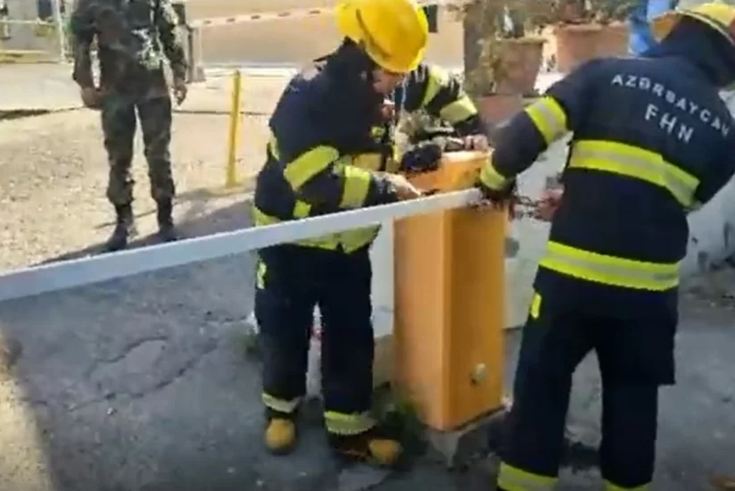 МЧС провел рейд в Баку, искусственные барьеры возле зданий демонтированы
