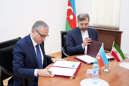 Azerbaijani, Iranian think tanks ink MoU
