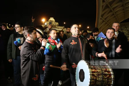 Ağırlıqqaldırma üzrə yığma komanda Vətənə qayıdıb