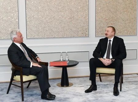 Президент Азербайджана встретился с государственным министром Великобритании по вопросам Европы и Америки