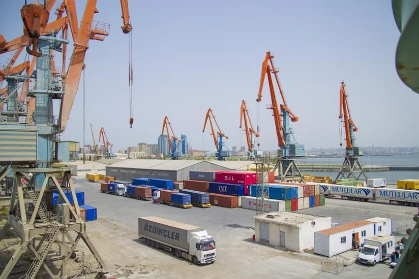 Azerbaijan sends 16 more Kazakh citizens back home