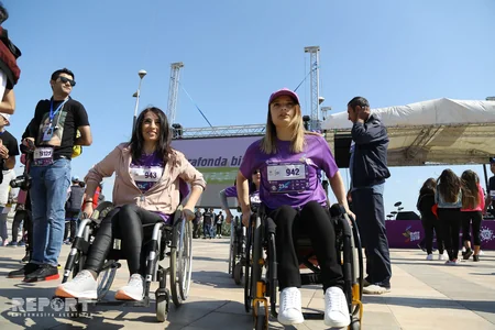 Heydər Əliyev Fondunun təşkilatçılığı ilə “Bakı Marafonu 2019” start götürüb - FOTO