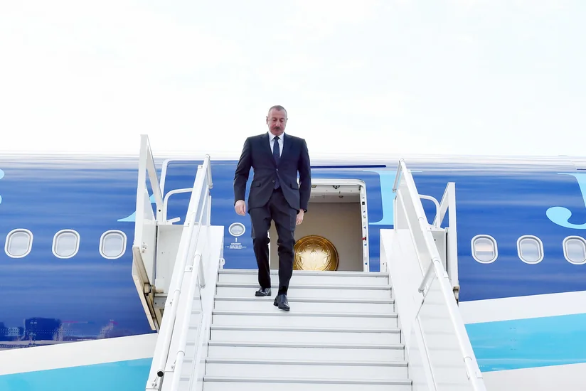 Президент Ильхам Алиев отправился с рабочим визитом в Турцию