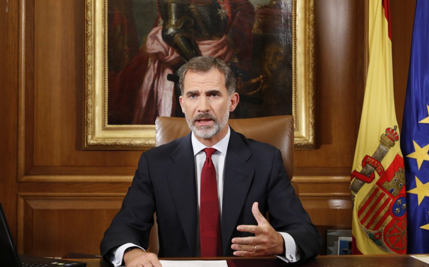 King of Spain gets back to work after recovering from COVID