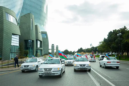 Bakıda Vətən müharibəsi qazilərinin iştirakı ilə Zəfər avtoyürüşü keçirilir