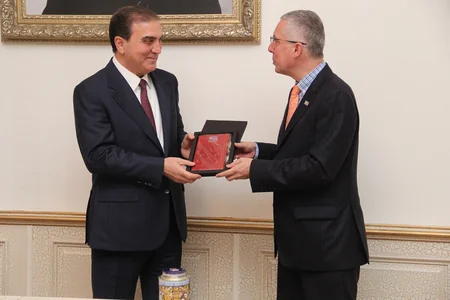 Gəncənin icra başçısı Britaniya səfiri ilə təhsil sahəsində əməkdaşlığı müzakirə edib