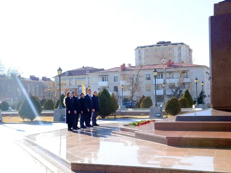 İcbari Tibbi Sığorta üzrə Dövlət Agentliyinin sədri Naxçıvana gedib