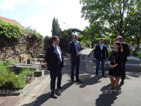 Graves of Azerbaijan Democratic Republic statesmen visited in France