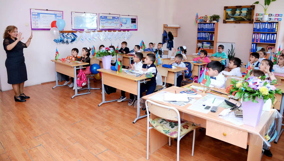 Nazirlik: İstedadlı uşaqların vaxtından əvvəl I sinfə qəbulu nəzərdə tutulmayıb