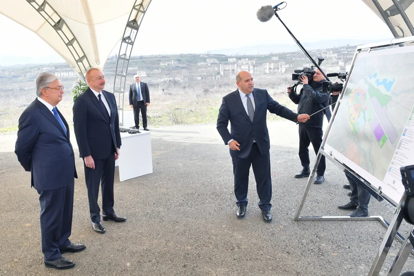 Qazaxıstan Prezidenti Füzuli şəhərinin Baş planı ilə tanış olub - YENİLƏNİB