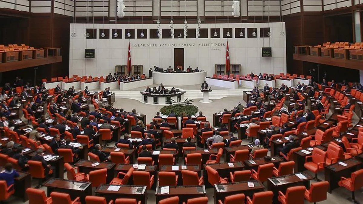 ​Türkiyə parlamentinin üç partiyası Almaniya Bundestaqının qətnaməsini pisləyib