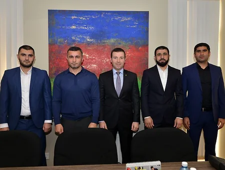 Azərbaycan futbolunda əcnəbi baş məşqçilərlə vida zamanı yetişib - ARAŞDIRMA
