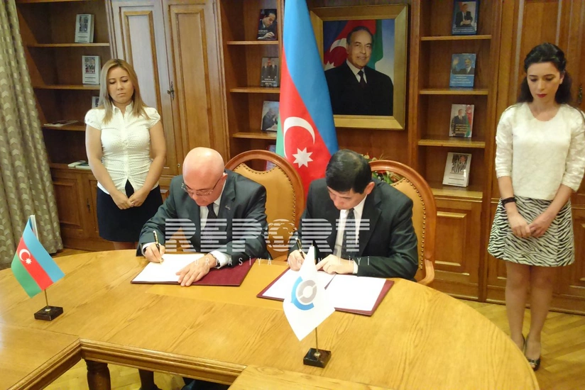 Azerbaijan and WTO sign two documents