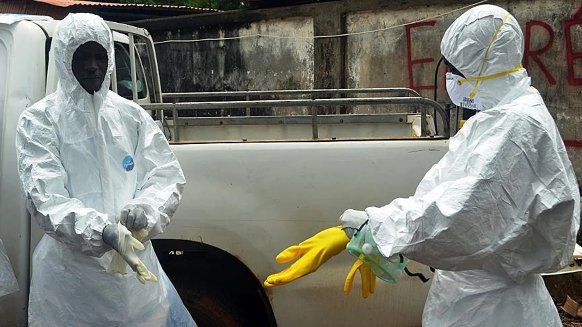 Ebolaya yoluxan xəstə klinikadan qaçdı